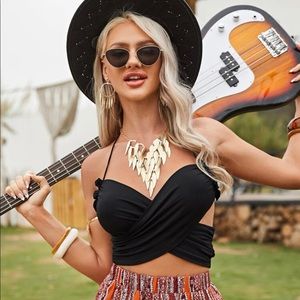 SHEIN Tie Backless Crisscross Halter Top Size Size Small